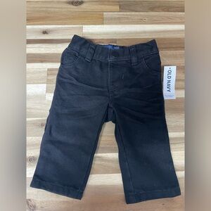Old navy black skinny jeans 3-6 months NWT